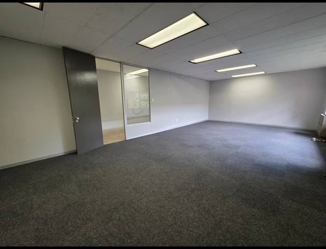 529M² OFFICE TO LET IN ORMONDE